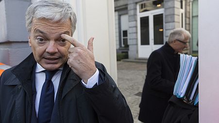 Yerel medya, Didier Reynders ile bağlantılı mülklerin polis tarafından basıldığını bildirdi