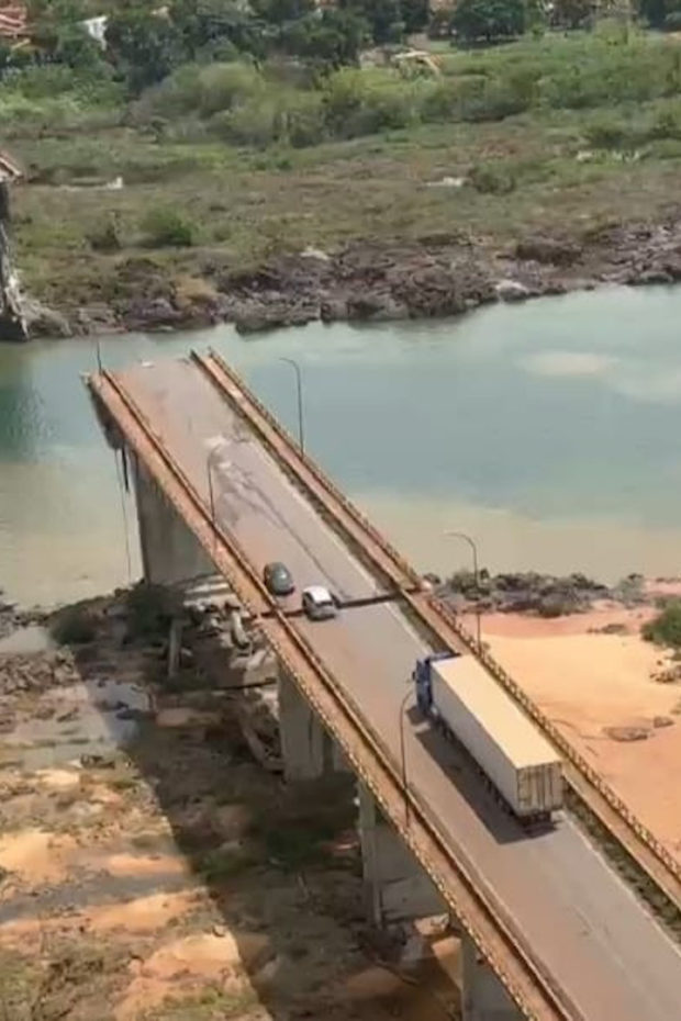 Tanques com ácido seguem intactos após queda de ponte no Tocantins