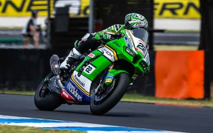 Superbike, Lowes comanda le Libere in Australia