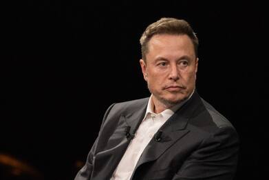 Musk, le accuse del Wsj: relazioni e avances con diverse dipendenti