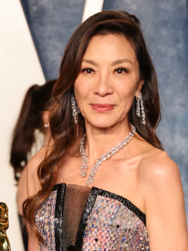 QUEM É MICHELLE YEOH?