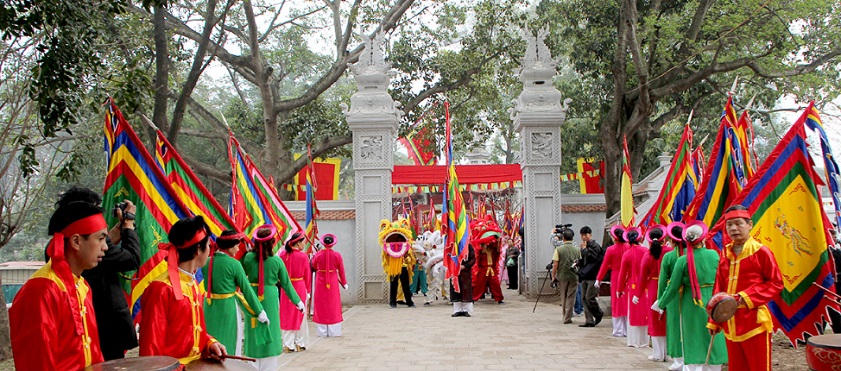 Voi Phuc Temple Festival