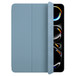 Smart Folio azul denim para el iPad Pro con un panel doblado hacia atrás que descubre la pantalla del iPad