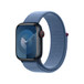 冬日藍色運動手環的側看角度，這款錶帶柔軟、透氣、輕盈，配備魔術貼扣，並以雙層尼龍織製