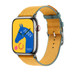 สายแบบ Simple Tour Twill Jump สี Jaune d'Or/Bleu Jean (เหลือง) แสดงหน้าปัด Apple Watch และ Digital Crown