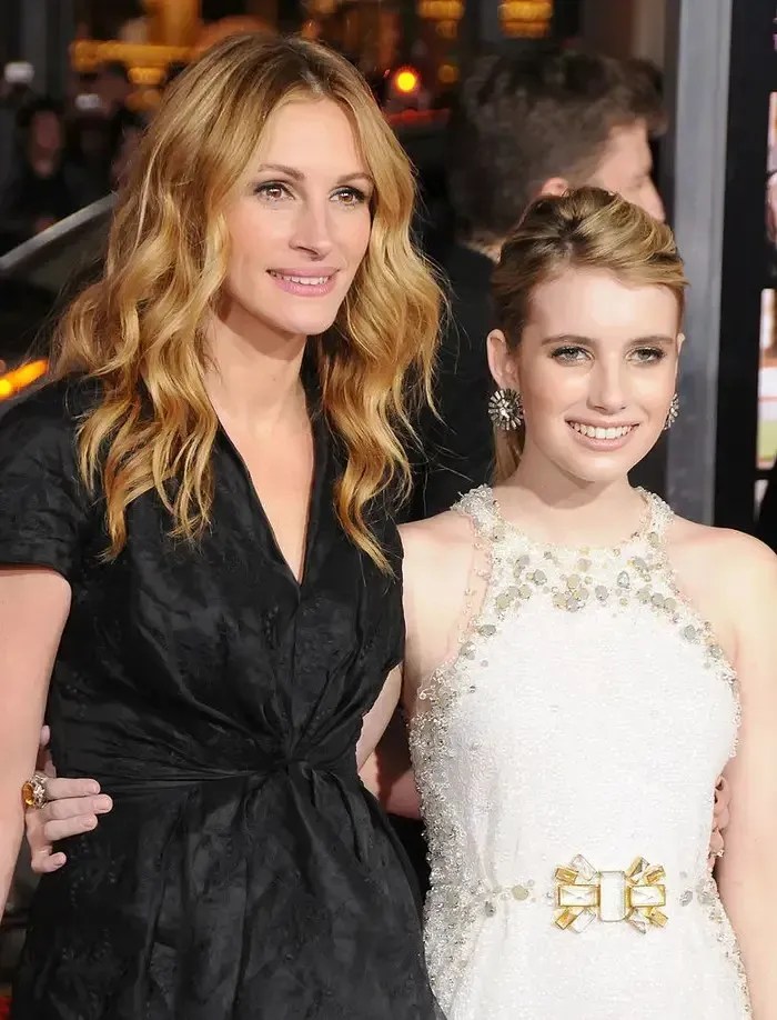 Emma Roberts revela por que ainda não atuou com Julia Roberts