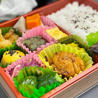 弁当・おにぎり・惣菜のイメージ画像