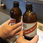 base - レッドストライプ800円で乾杯！