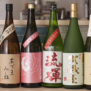 We always have over 60 types of sake available! Enjoy comparing drinks