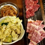 Sumibi Shichirin Yakiniku Tegeya Horumon - テッチャン、ハラミ、カルビ、