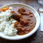 ries cafe - チキンカレー　トマトベース、酸味がありある程度辛い