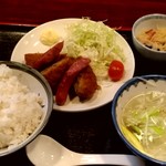 つゆ下 梅の花 - 【2019.2.20(水)】牛たんコロッケ定食735円