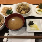 Kobe Chai Hane - 茶の葉定食