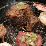 本格焼肉・韓国家庭料理 食辛房 - 