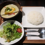 カフェ バー 石と鉄  - グリーンカレーセット 2019.3月