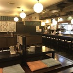 Izakaya Marumaruya - 店内はこんな感じ