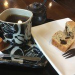 Kogashiwa Kobo - タンポポコーヒー（食後200円）＆ご厚意のライ麦ケーキ