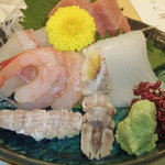 Yagura Zushi - 造り盛り合わせ