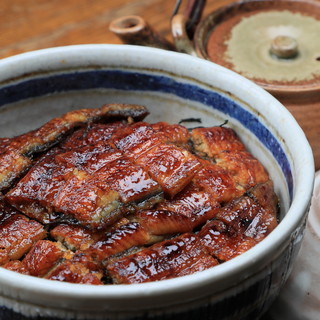 品嘗伊勢茶的蒲燒鰻魚飯