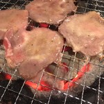 Genki Shichirin Yakiniku Gyushige Tsunashimaten - 