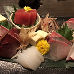 Shunsai Sengyo Banquet Nishiki. - 