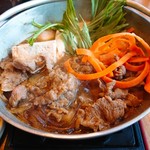 Shabu Shabu Sukiyaki Dontei Hatogaya Ten - 牛すき鍋