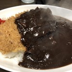 Ｔ＆Ｍ - カレーとトンカツ 750円