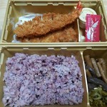 とんかつ 濵かつ - お弁当限定のロースカツエビフライ弁当961円