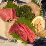 Izakaya Kujira - 刺身盛り合わせ