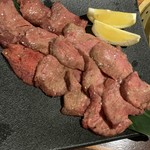 マルコポーロ焼肉の家 - 上タン塩2人前