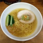 ラーメン道 天神 - 黄金の塩らぁ麺（700円）