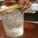 Teppanyaki Horumon Okonomiyaki Ginchan - 二階堂ロック、写真を撮ってると妨害されます(笑)