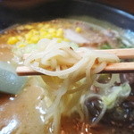 八方園 - 麺リフト