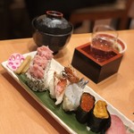 Seafood Dokoro Sushi Tsune Akabane Ten - 