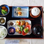 Kue Kazaana no Sato Gomokumeshi - 昼の定食