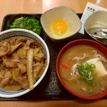 吉野家 - 『ねぎ玉牛丼（並盛）［汁だく］』と『とん汁』