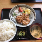 鳴門屋食堂 - 