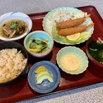 Daiji - タイムランチの海老フライ定食。