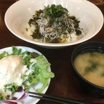 Spanish & Italian Satomi Akihabara 2 Go Ten - 高菜とシラスの丼