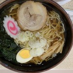 ガーデンハウス - 料理写真:醤油ラーメン