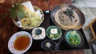 h Iya Soba Momiji Tei - 天ぷらと信州のそば