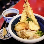 本格手打うどん おか泉 - ■ひや天てんおろし 972円