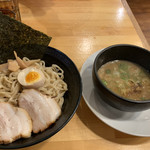 Yokohama Ramen Ippin Ya - つけ麺