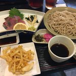 Shin Soba Teryouri Hanasaki - 日替わりランチ(この日は3食限定だった)   850円!