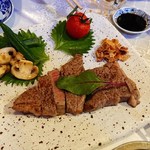 アメ村社員食堂 - 牛ステーキ