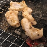 Shichirin Yakiniku Anan Keikyu Kawasaki Ten - 豚ホルモン焼き中