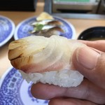 Muten Kura Zushi Shime Ten - 鯛 １貫＝１００円