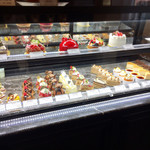 Maison de Petit Four Minamimagome Ten - 【店内の写真】