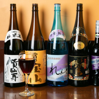 A wide variety of drinks are available, including local Nara sake, shochu, and wines that go well with kushikatsu.