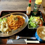 よろず屋 - 料理写真:昔ながらのナポリタン 